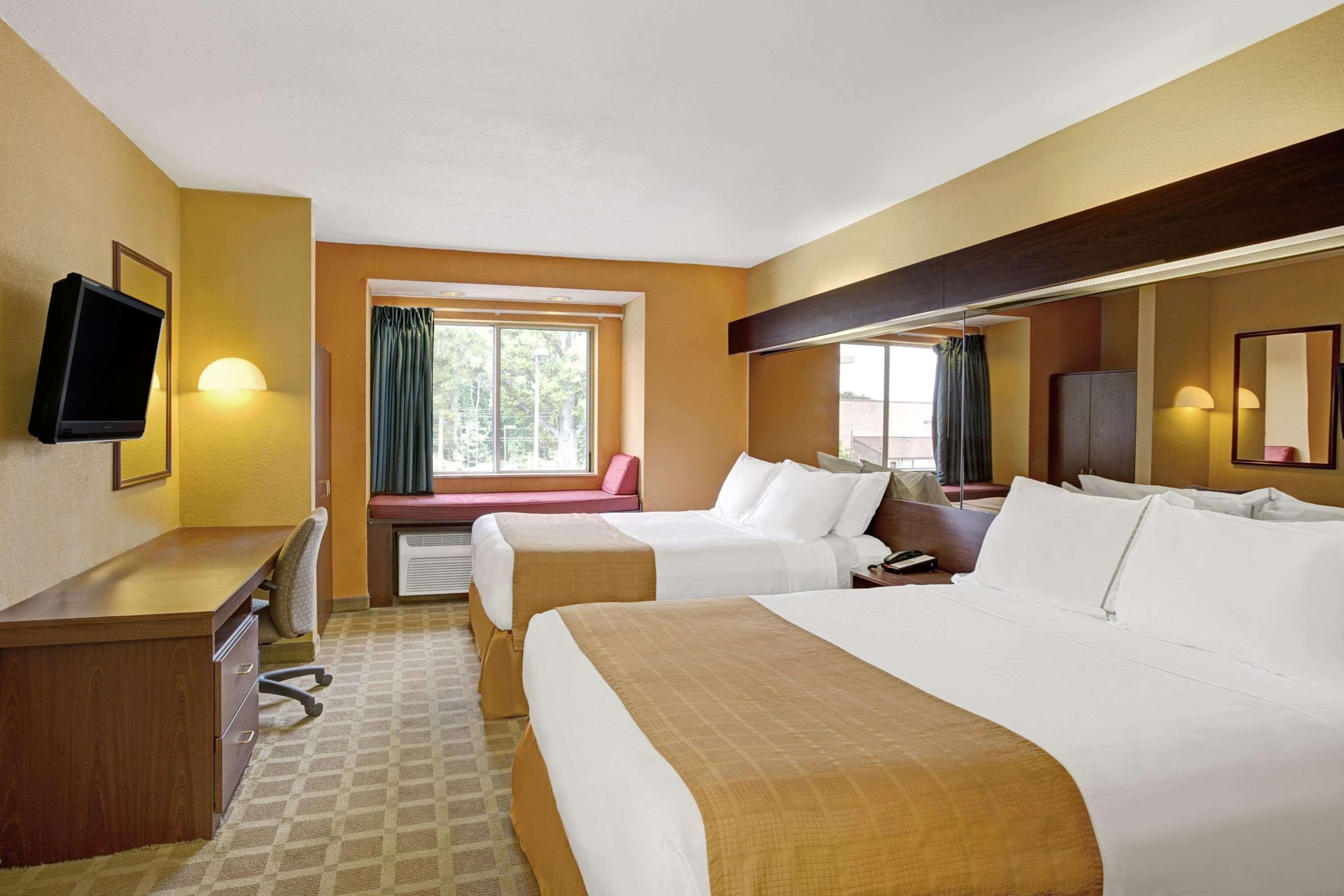 Microtel Inn By Wyndham Lake Norman Cornelius Kültér fotó