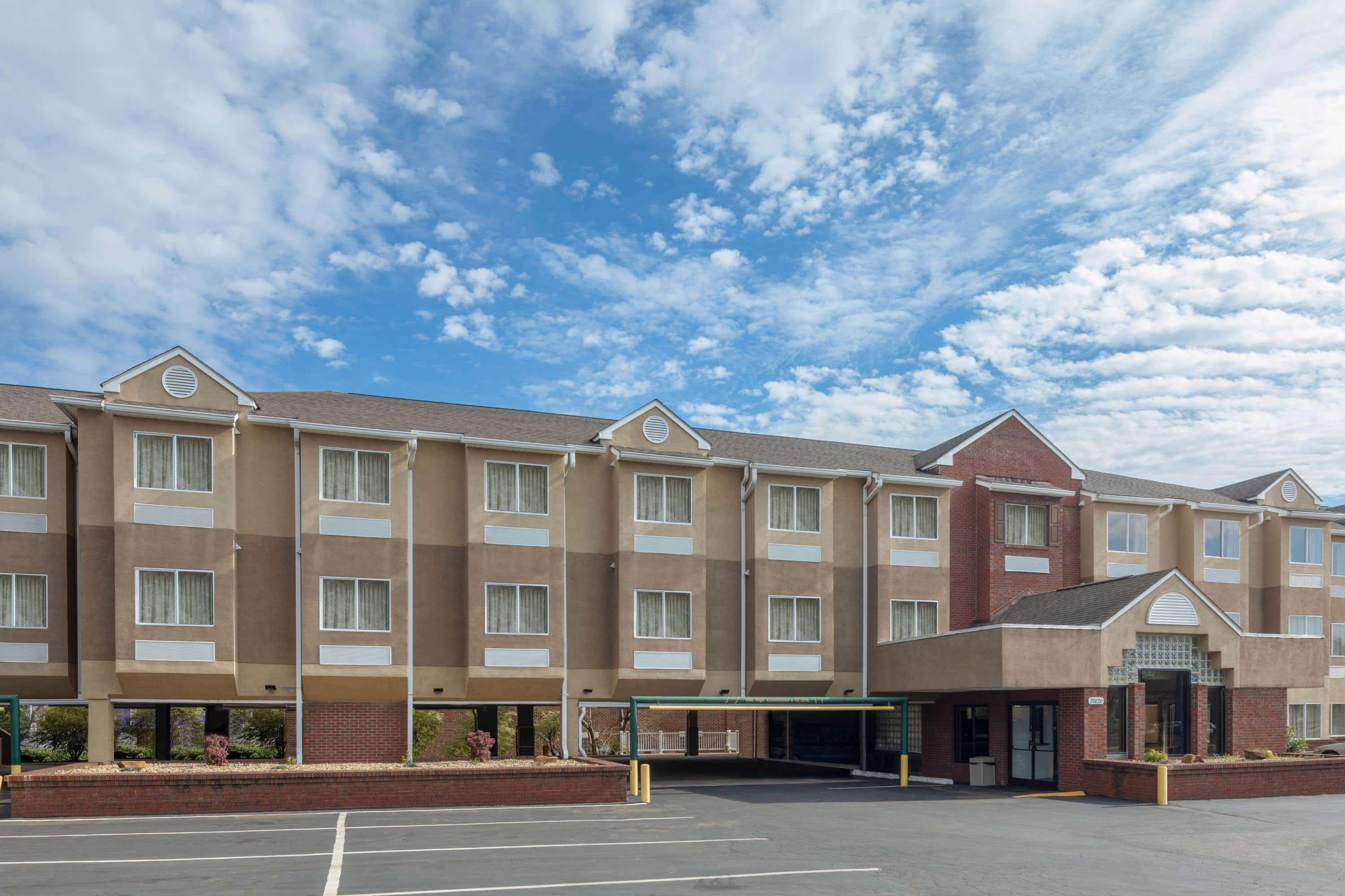 Microtel Inn By Wyndham Lake Norman Cornelius Kültér fotó