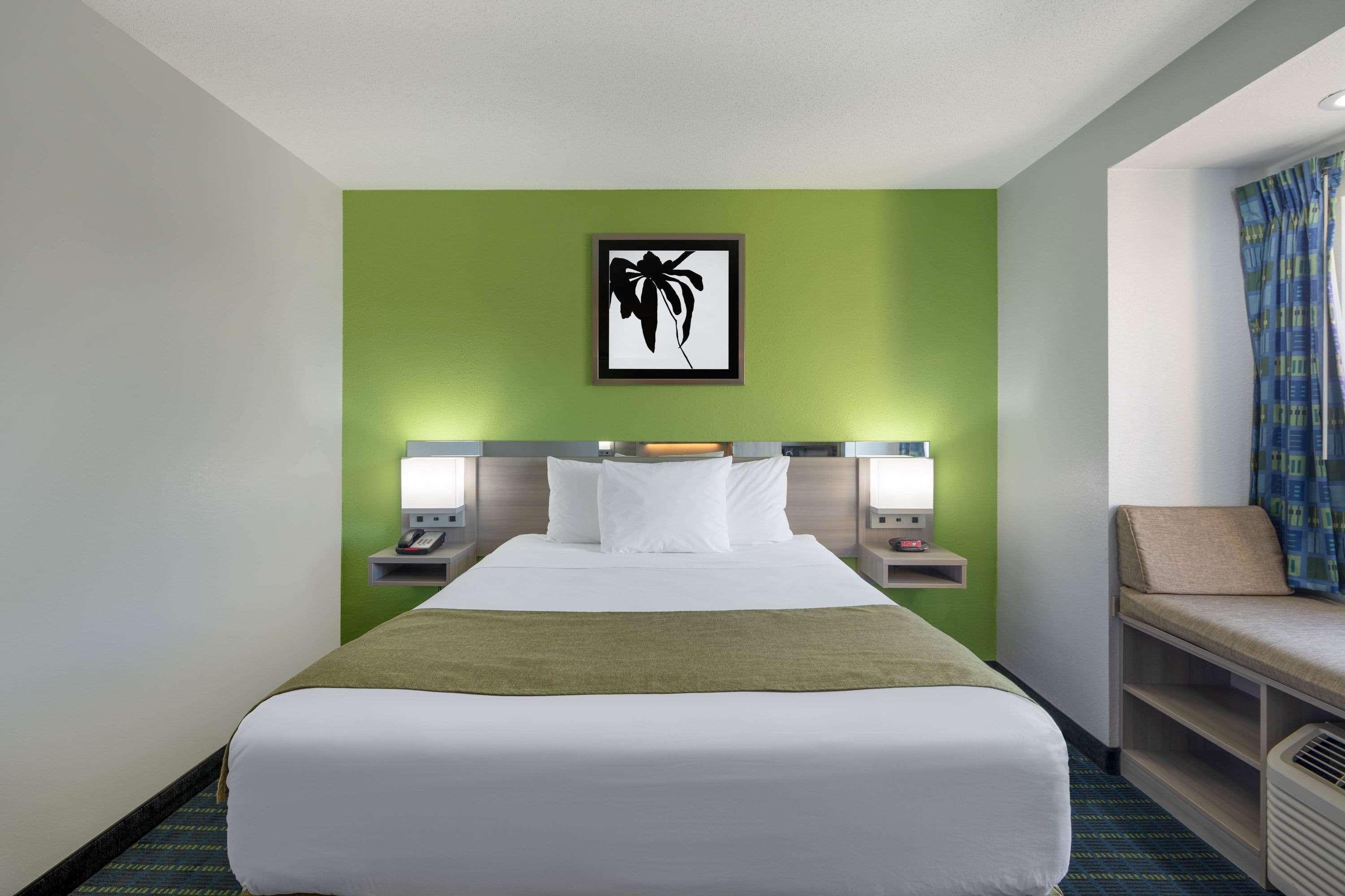 Microtel Inn By Wyndham Lake Norman Cornelius Kültér fotó