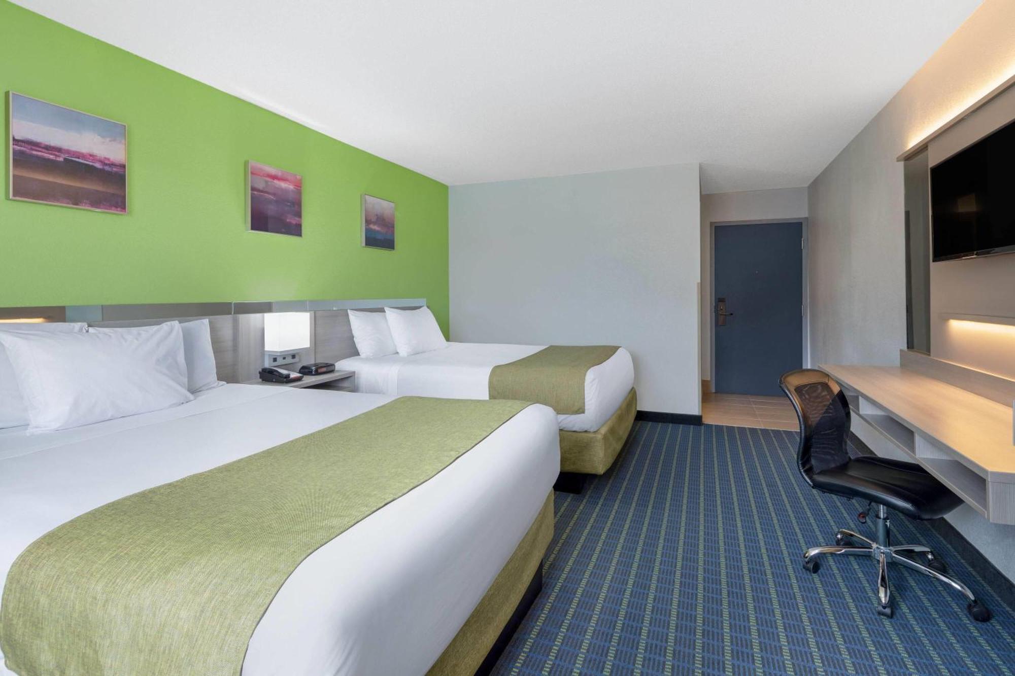 Microtel Inn By Wyndham Lake Norman Cornelius Kültér fotó